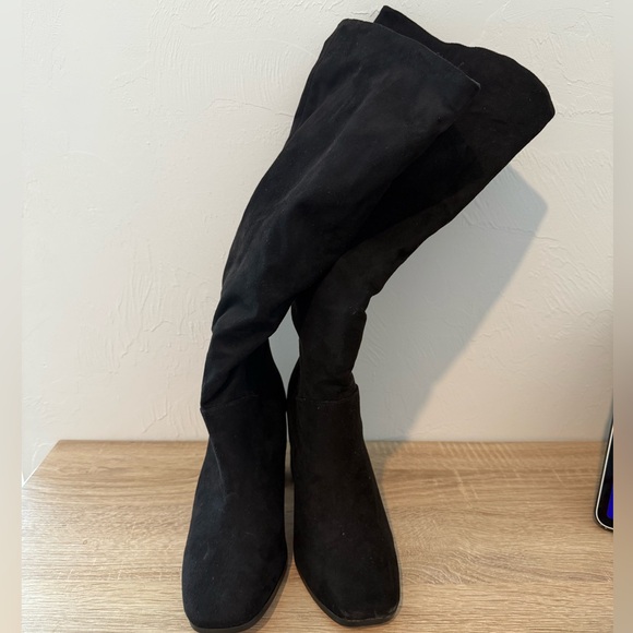 New Express Boots - 7 - Picture 1 of 6